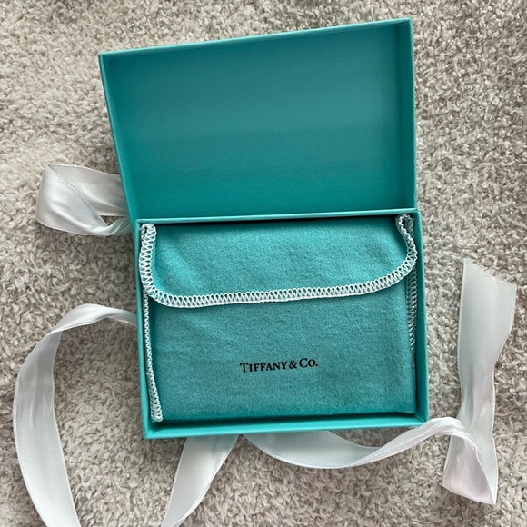 Tiffany & Co. Black Wallet with Signature Blue Packaging - Picture 8 of 8